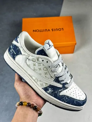 ナイキ Travis Scott x Fragment Design x Jordan Air Jordan 1 Low OG SP AJ1 SJ2068-003登場！