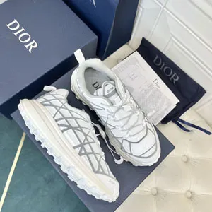 ディオール DIOR  B31 ランナー スニーカー ホワイトテクニカル メッシュ（3SN297ZUV_H060）