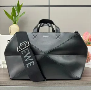 LOEWE ロエベ  パズルフォルド ダッフル ミディアム（シャイニーカーフ）ブラック B510PUBX01