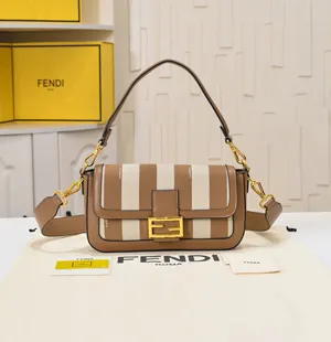 フェンディ バゲット ベージュペカンストライプ レザー バッグ 8BR600AOVCF1PIQ