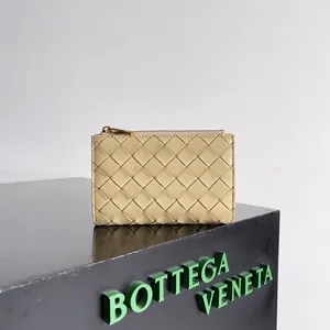 BOTTEGA VENETA ボッテガヴェネタ ミディアム イントレチャート 二つ折りファスナーウォレット（667468VCPP29776）