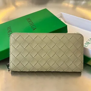 BOTTEGA VENETA ボッテガヴェネタ イントレチャート ジップアラウンドウォレット トラバーチン/グリーン（593217VCPQ62920）