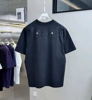 Chrome Hearts 2025年春夏新作 ホローエンブロイダリー ハードウェア付き 半袖Tシャツ ユニセックス ブラック（Chrome Hearts 15）