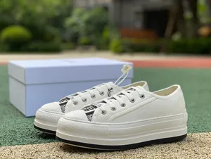 ディオール Walk‘n’Dior プラットフォームスニーカー ホワイトコットンキャンバス（KCK386CVY_S03W）