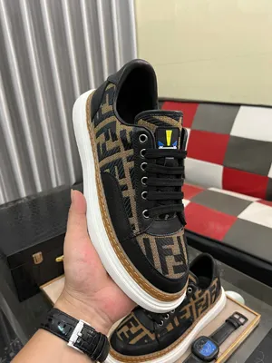 フェンディ ドミノ スニーカー ブラック×ブラウン メンズ ローカット カジュアルスニーカー（FENDI 106）