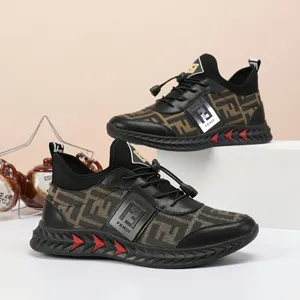 FENDI Flowシリーズ スリッポンスニーカー ブラック＆ブラウン（FENDI 119）