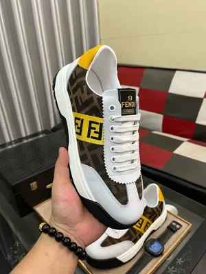 FENDI マッチスニーカーシリーズ ホワイトレザーとブラウンのFFジャカードステッチスニーカー（FENDI 36）