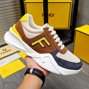 フェンディ フロー スニーカーシリーズ ブラウン カジュアルスニーカー（FENDI 95）