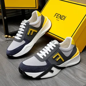 フェンディ フロー スニーカーシリーズ グレー カジュアルスニーカー（FENDI 97）