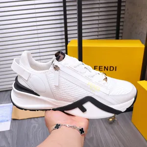 フェンディ フロー シリーズ スニーカー ホワイト パイソンプリント スリッポンスニーカー（FENDI 55）