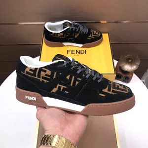 フェンディ マッチ シリーズ レースアップ スニーカー ブラック＆ブラウン スエード ローカット（FENDI 49?）
