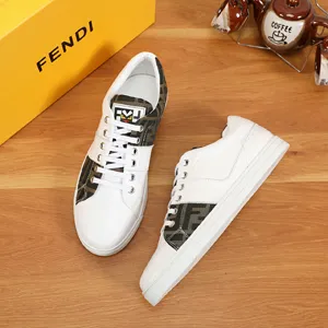 フェンディ フローシリーズ カジュアルシューズ メンズ ローカット レースアップスニーカー ブラック＆ホワイト 2色（FENDI 77）