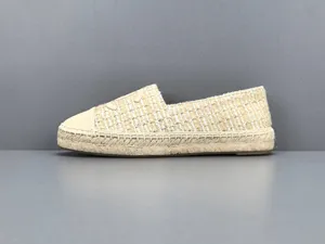 シャネル CCロゴ レディース カジュアルシューズ/フィッシャーマンシューズ クリーム（Chanel 18）