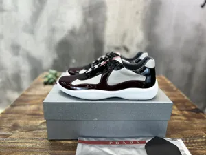 プラダ アメリカズカップ コレクション シャイニーカーフスキン＆メッシュ カジュアルスニーカー バーガンディ＆ブラック（Prada 25）