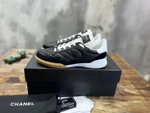 シャネル 23S ブラック ラムスキン キルティング テニスシューズ (G45335 B14497 NS308)