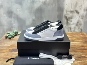 CHANEL シャネル 24P スエード マルチカラーパネル カジュアルスニーカー/スケートボードシューズ グレー（G45086 B16484 NX567）