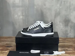 CHANEL シャネル 25C リゾートコレクション ブラック カーフスキン グラフィティ カジュアル スニーカー/スケートボードシューズ (G46076)