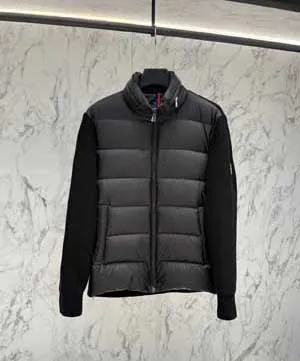 Moncler 2024/25年秋冬 ダウン混紡フード付きカーディガン ブラック (J20919B00032M1131999)