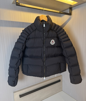 Moncler x Raxxy セレブスタイル Dofa カップルズ ショートファンタジー ステップダウンジャケット ブラック (I20961A00011M3485999)