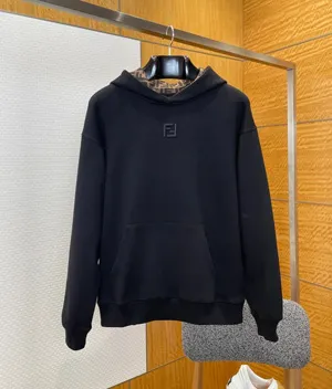 フェンディ ブラック 刺繍 フード付き コットン スウェットシャツ (FY1143ATL9F0QA1)