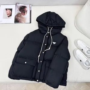 プラダ レディース ブラック フード付き ショート パファージャケット（Prada000009）