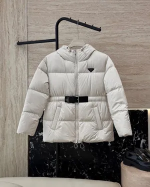 プラダ レディース ベージュ フード付き ミドル丈 ダウンジャケット (Prada000025)