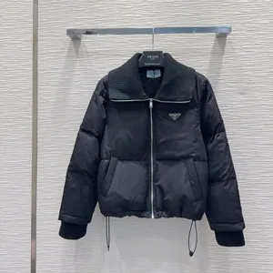 プラダ レディース ブラック キルティングニット タートルネック ダウンジャケット（Prada000057）