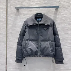 プラダ レディース チャコールグレー キルティングニット タートルネック ダウンジャケット（Prada000056）