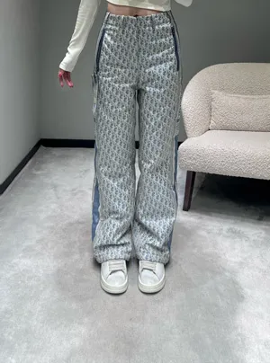 ディオール アルプス カプセルコレクション ブルー オブリーク ワイドレッグ パンツ（547P66A2571）