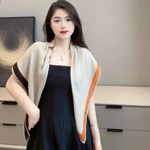 エルメス「アンカドレ ブラゾン」アプリコット カシミヤ スクエア スカーフ 90*90（Hermès000060）