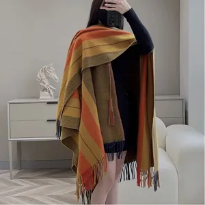 エルメス「ロカバル ケープ」オレンジ カシミア ケープショール 171*142（Hermès000146）