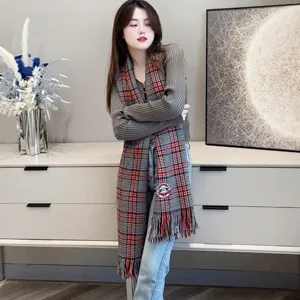 グッチ ブラック、ホワイト、レッド タータンチェック ウールマフラー 86*182（Gucci000045）