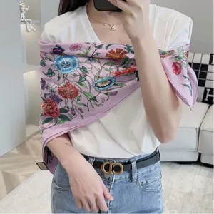 グッチ ピンク フローラルプリント シルクツイル スクエアスカーフ 90*90（Gucci000036）
