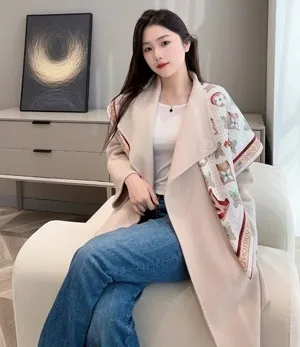 ルイヴィトン「モノグラム LVロックス」シルク スクエアスカーフ クリームホワイト 90×90cm（M79939）
