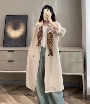 ルイヴィトン「マルメルヴェイユーズ スクエア90」コーヒーカラー シルクスカーフ 90×90cm（M92998）