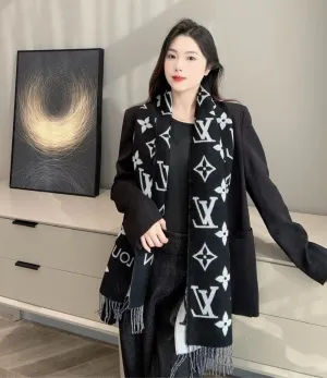 ルイヴィトン「LV エッセンシャル」ウール ロングマフラー ブラック/グレー 34×186cm（M77853）