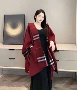 バーバリー レッド リバーシブルチェック カシミアケープ 176x120cm（81152621）