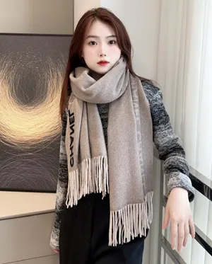 シャネル「クラシック ロゴ」カーキ カシミヤ マフラー 190 x 45cm（Chanel000084）