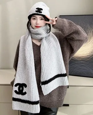 シャネル「テディベア」ムーンライトグレー ニット カシミアマフラー/ビーニーセット 190 x 30cm（Chanel000108）