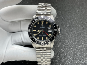 WM製 ロレックス GMTマスターI レトロスタイル Ref. 1675 新型ベゼル（赤黒ツートン?新仕様） 高精度スーパーコピー腕時計