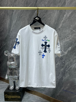 Chrome Hearts (クロムハーツ) 2026SS 新作 半袖Tシャツ クロス 梵字 レザーパッチ スタッズ 刺繍