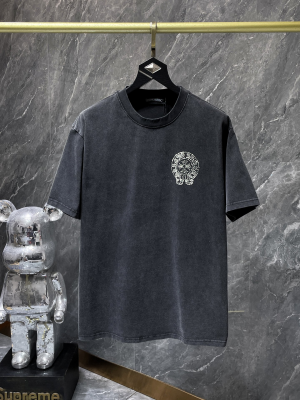 Chrome Hearts (クロムハーツ) 2025SS 新作 ヴィンテージウォッシュ マルチクロス＆サンスクリット プレミアムTシャツ（ブラック）
