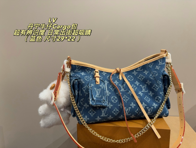 【新作?話題】ルイヴィトン キャリーオール カーゴ デニム モノグラム ブルー 29×22cm