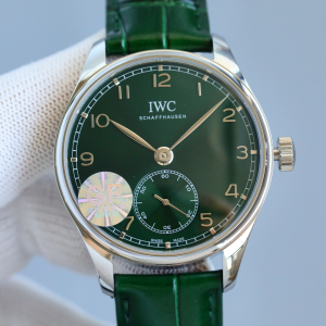 IWC ポルトギーゼ?オートマティック 40 スモールセコンド “2針半” - グリーンサンバースト文字盤