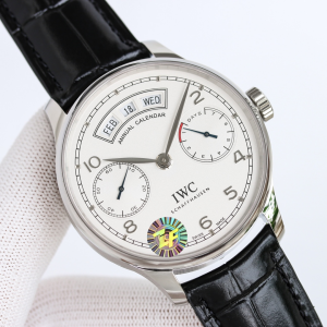 IWC ポルトギーゼ?アニュアル?カレンダー 44 ステンレススチール “ブルースチール針” - シルバーホワイト（アイボリー）文字盤