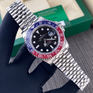 ロレックス グリニッジII Ref.126710BLRO：オイスターパーペチュアル?ブラックダイヤル×レッド&ブルーセラミックベゼル