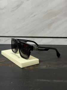 Chrome Hearts (クロムハーツ) BOX-OFFICER サングラス フレーム 925シルバー グリーンダイヤモンド ソードモチーフ ブラック ユニセックス