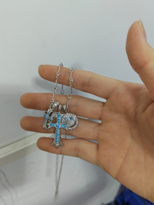 Chrome Hearts (クロムハーツ) プラチナ ライトブルーダイヤモンド 3連ペンダント ネックレス (クロス＆ダガー＆スマイル)