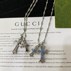 Chrome Hearts (クロムハーツ) ニューモデル ブルーダイヤモンド デュアルクロス ペンダント ネックレス 925シルバー
