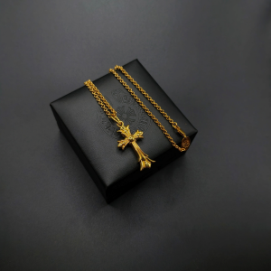 Chrome Hearts (クロムハーツ) 22K ゴールド クロス ペンダント ネックレス (ミディアムサイズ)